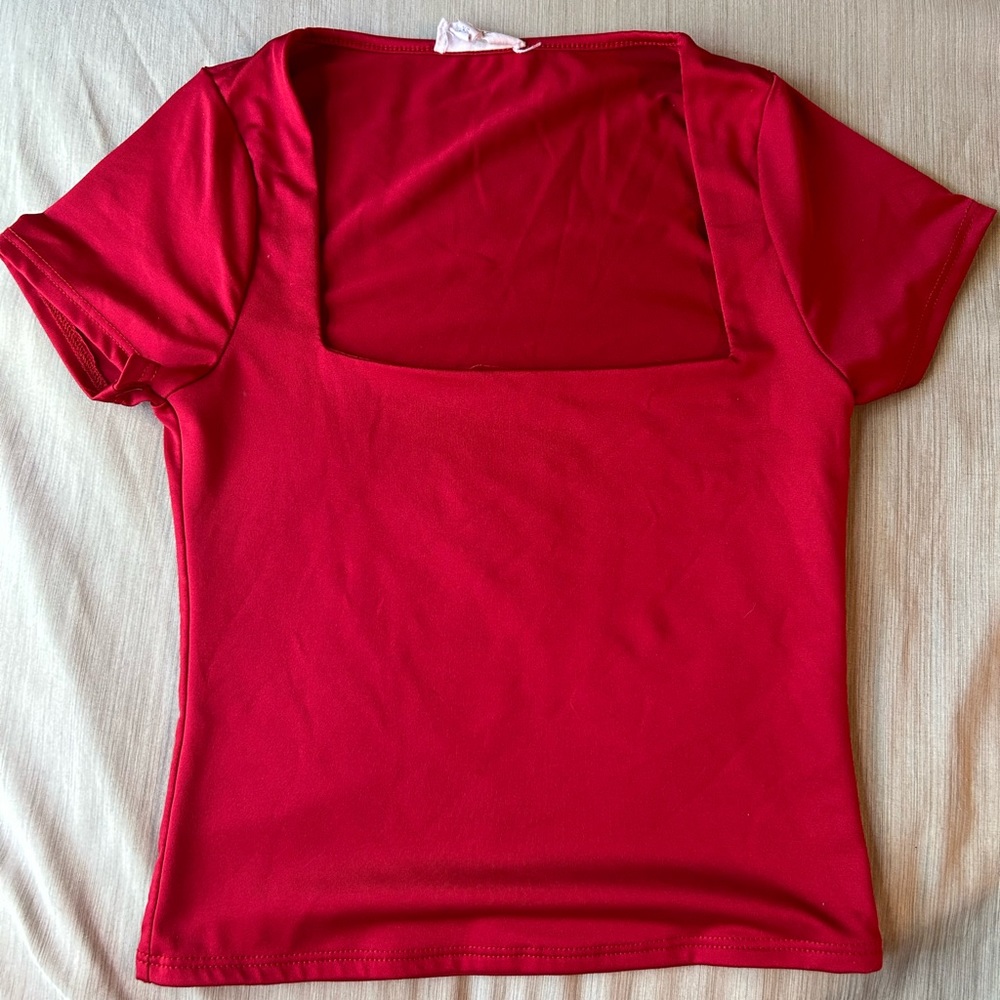 Red Square neck top